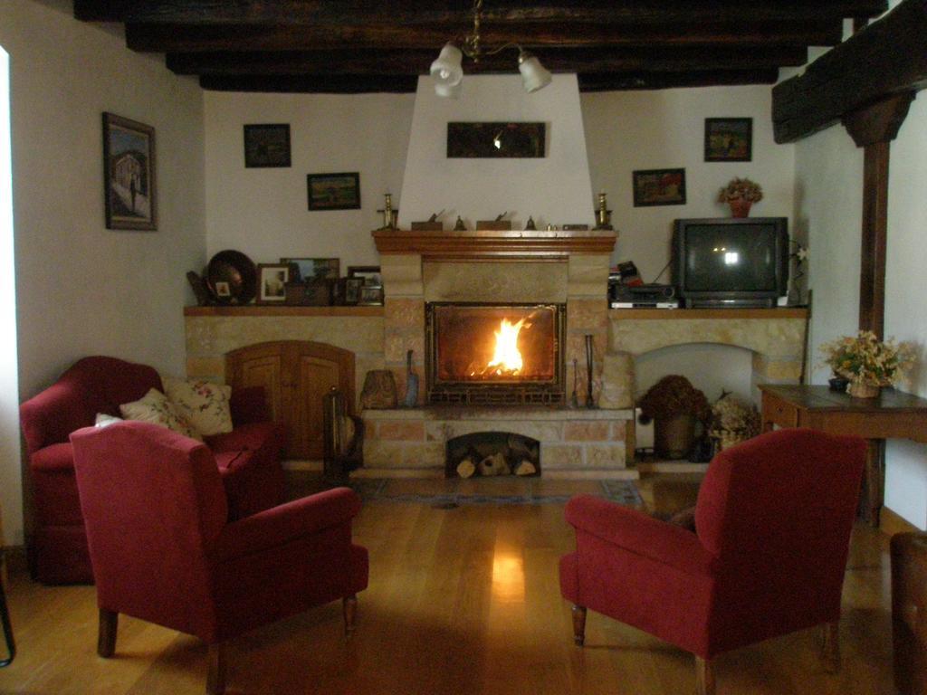 Casa Rural Parriola Villanueva de Arce Exterior photo